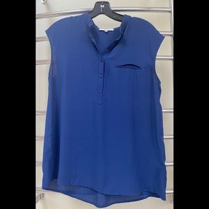 Blouse perfect for work or casual wear.